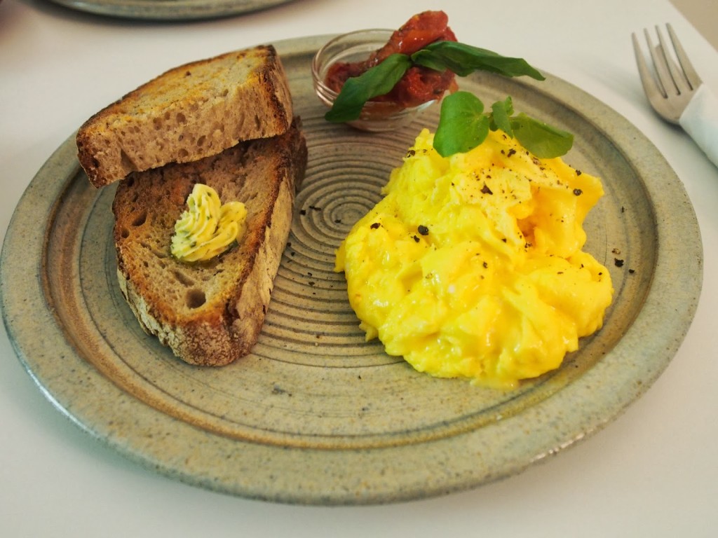 Scrambled eggs and toast