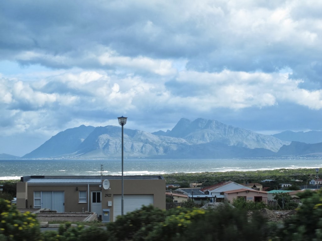 Mountain views on the way back to Cape Town.