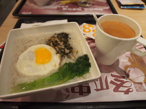 Vermicelli with milk tea.