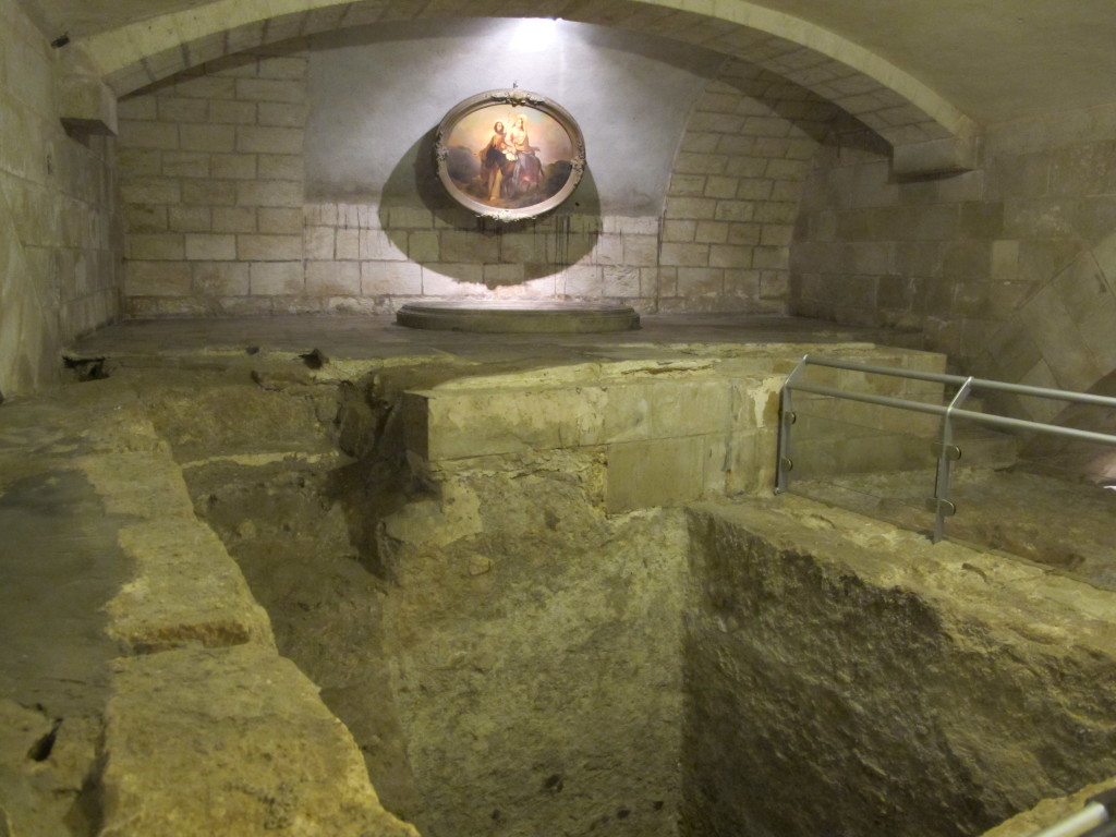 More underground crypt.