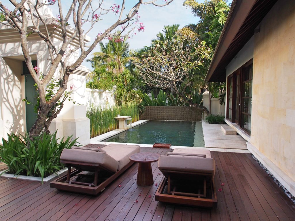 Bali 2016 Day 2 - Stay in Villa, swim in pool